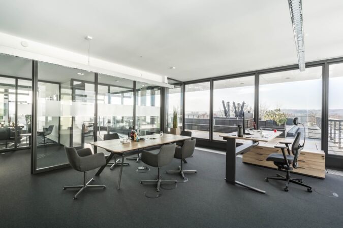 Büroeinrichtung Chefzimmer Köln TechAdvisory