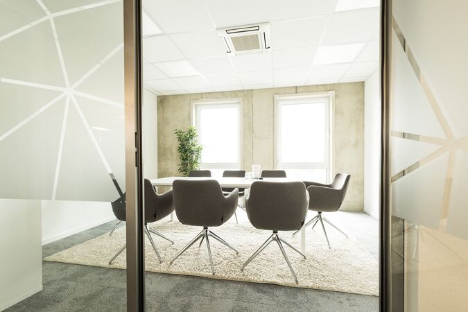 Indes Fuggerhaus Büroeinrichtung - Open Space Büromöbel