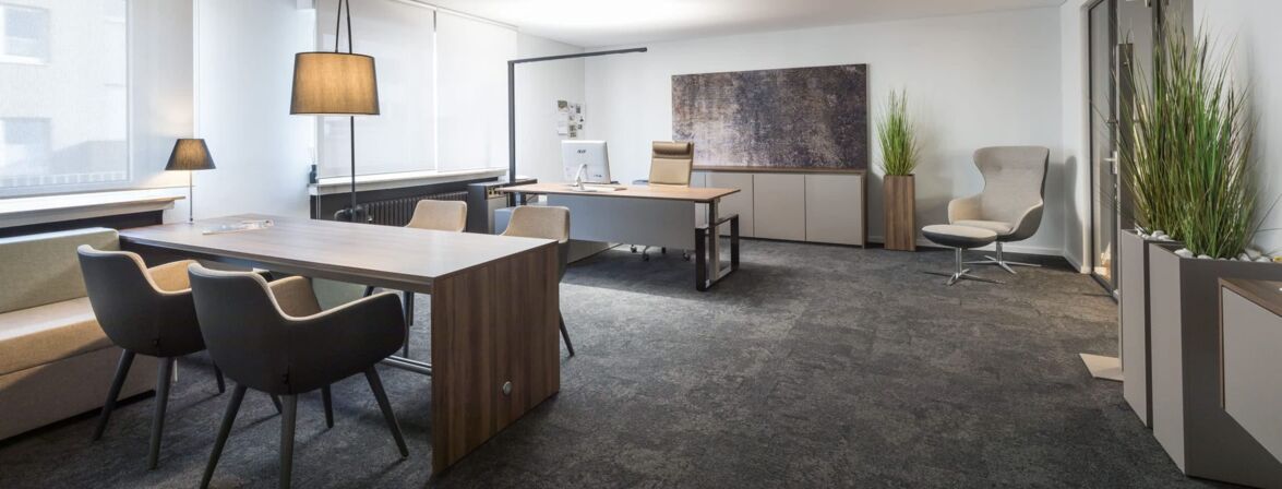 Büromöbel für Chefzimmer in Köln