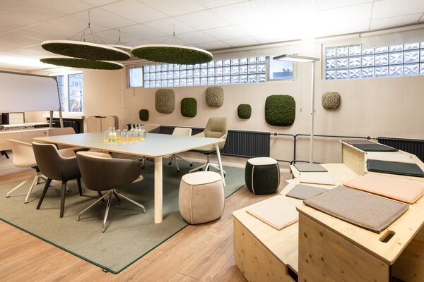 Büromöbel in Köln - Lounge und Meeting Zone