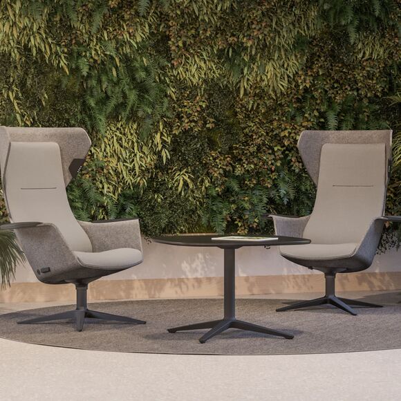 Klöber Loungeecke mit Loungesessel mit USB Anschluss und Sound