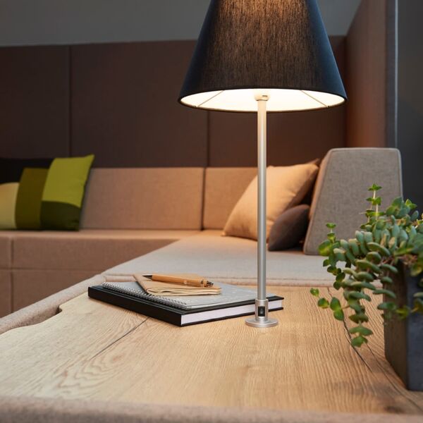 Lampe für das Ambiente im Büro