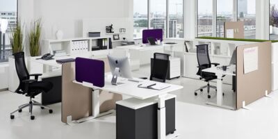 Großraumbüro mit Akustik - Moderne Büroeinrichtung Open Space