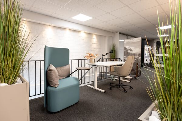 Büromöbel in Köln - Lounge und Meeting Zone