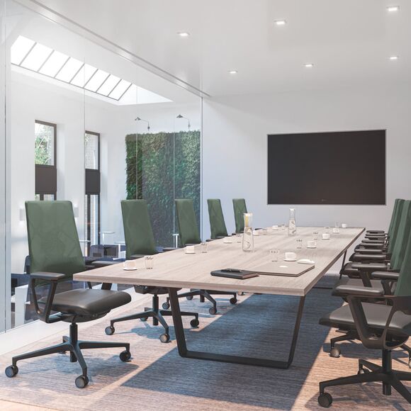 Klöber Konferenzeinrichtung mit Konferenzstühlen